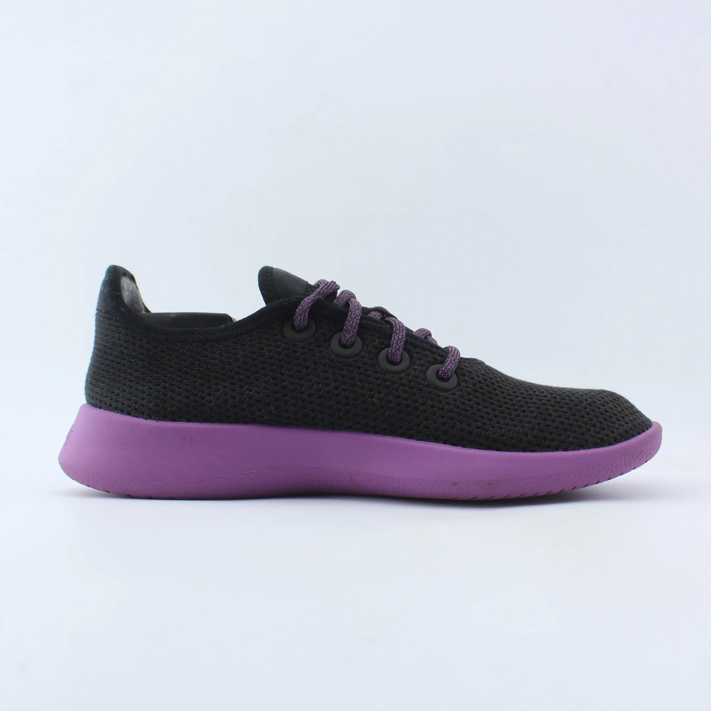 Allbirds Tree Runners - LIMITED EDITION: Natural Black (Lux Purple Sole) EX