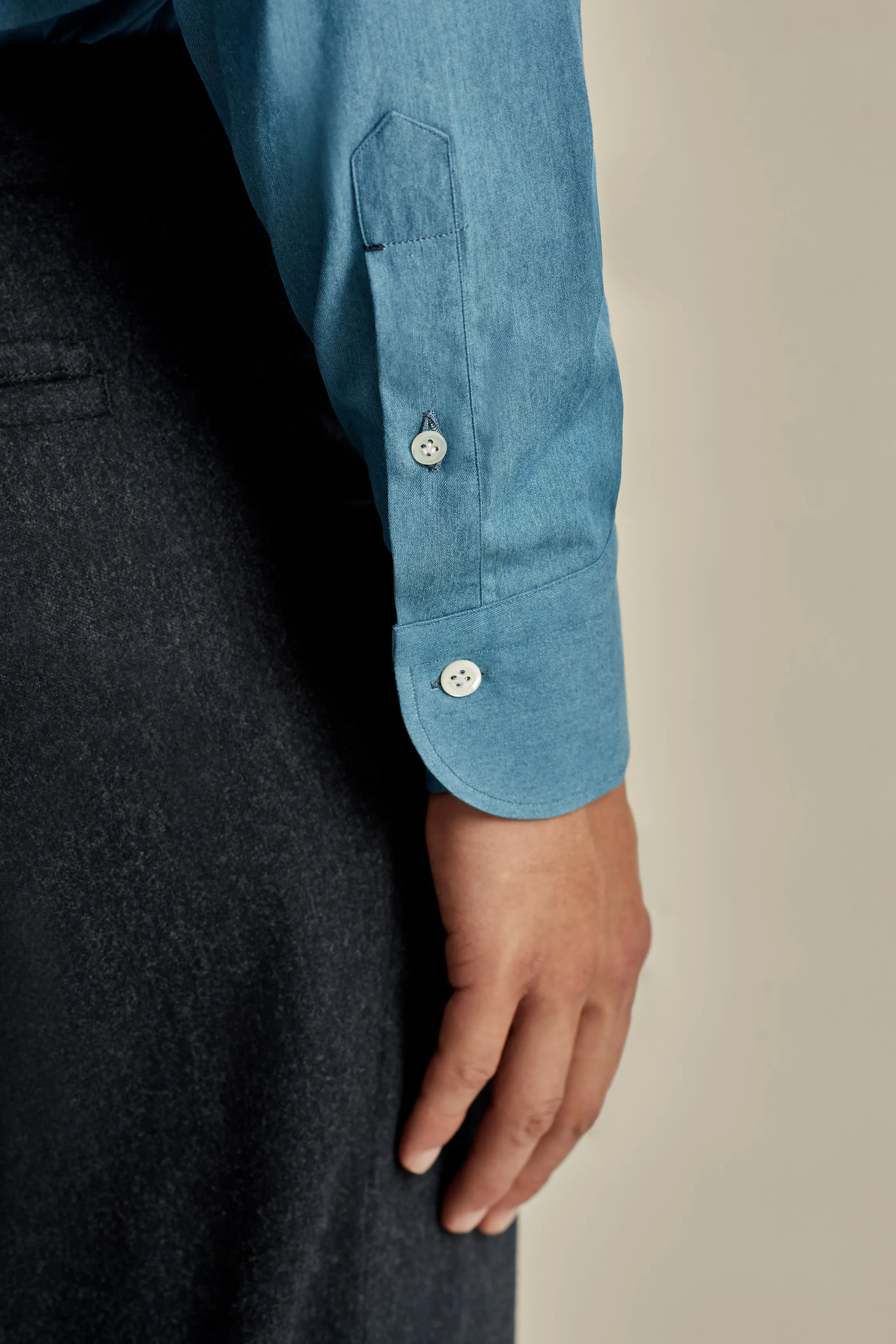 Cotton Chambray Button Down Collar Shirt