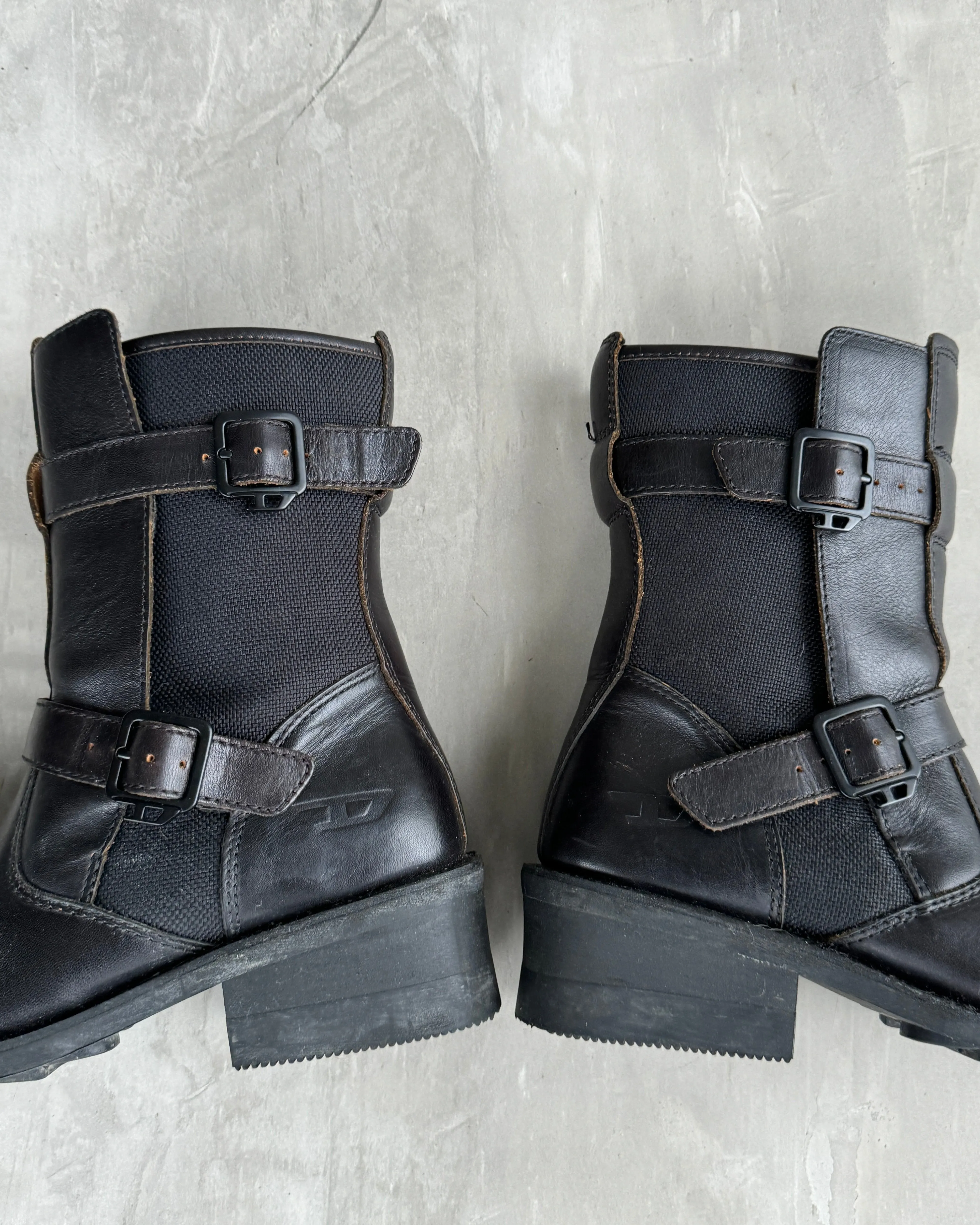 DIESEL 2000'S SQUARE TOE BUCKLE UP LEATHER BOOTS - EU 42 / UK 8