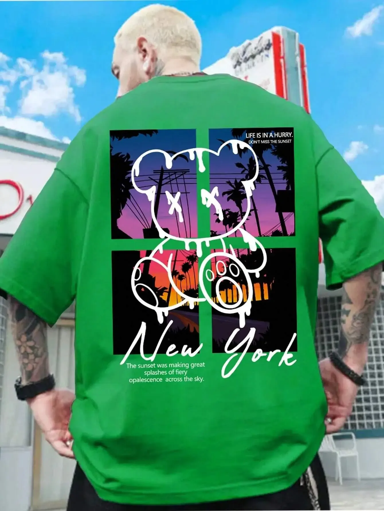 New York Urban Sunset Bear Graphic T-Shirt - Unisex Casual Style