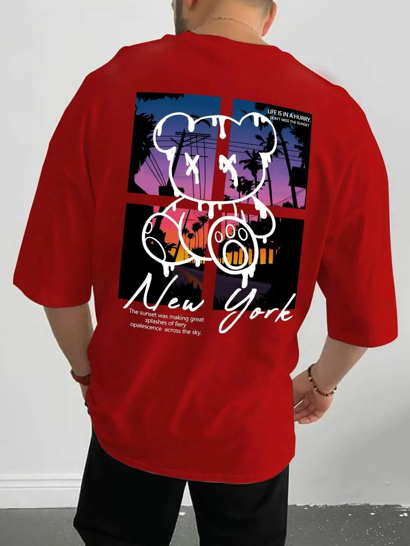 New York Urban Sunset Bear Graphic T-Shirt - Unisex Casual Style