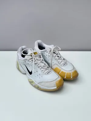 Nike Air Max Resolve Plus Low White Sneakers