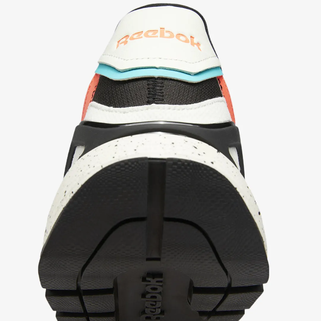 Reebok | CLASSIC LEATHER LEGACY AZ  { CORE BLACK/ORANGE FLARE